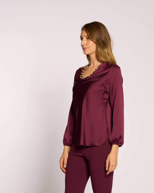 Casacca con scollo a cappuccio ed elastici