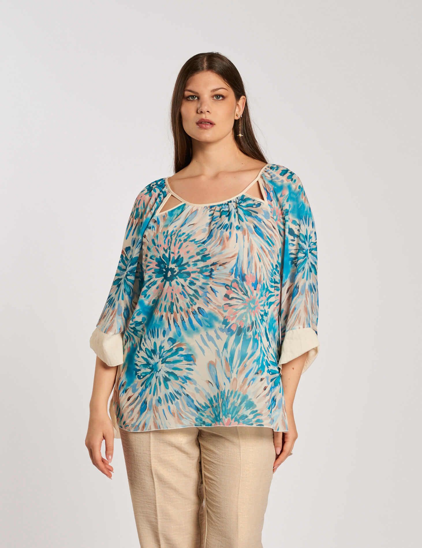 Casacca fantasia con oblo' e inserti curvy
