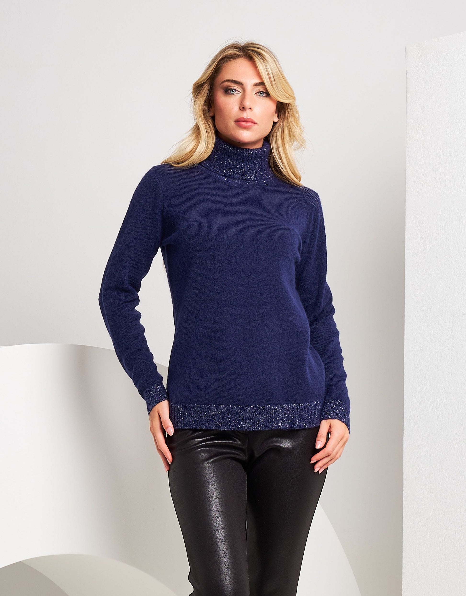 Dolcevita con dettagli in lurex