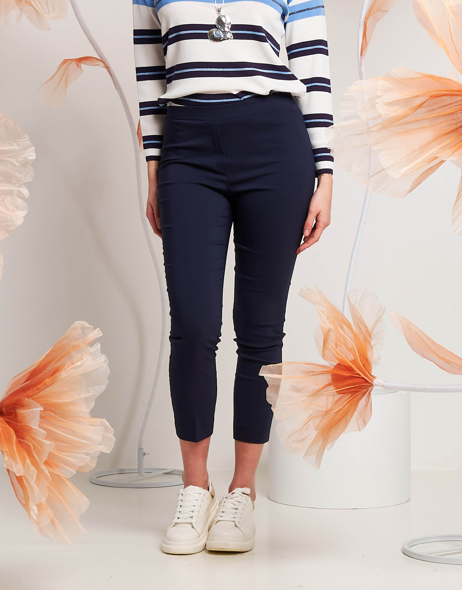 Pantalone in bengalina con elastico blu