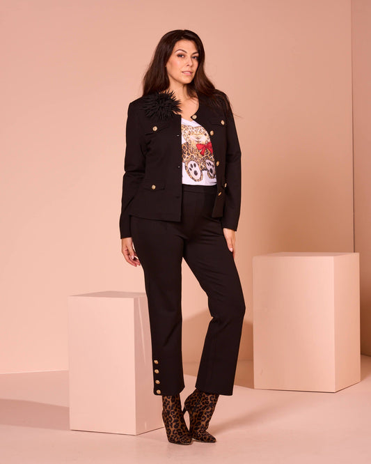 Giacca foderata con pattine e bottoni curvy