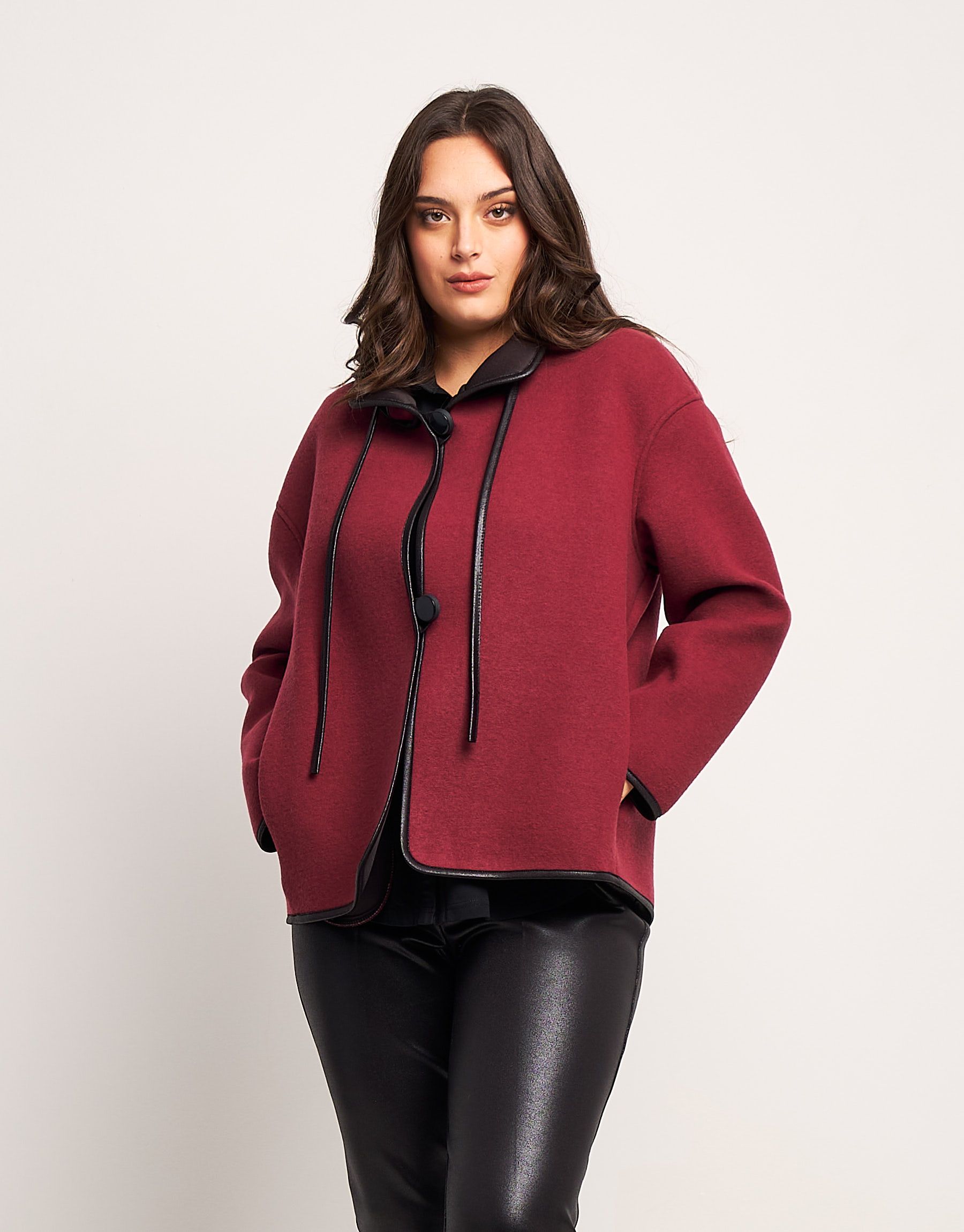 Giacca in doppio jersey con cappuccio curvy
