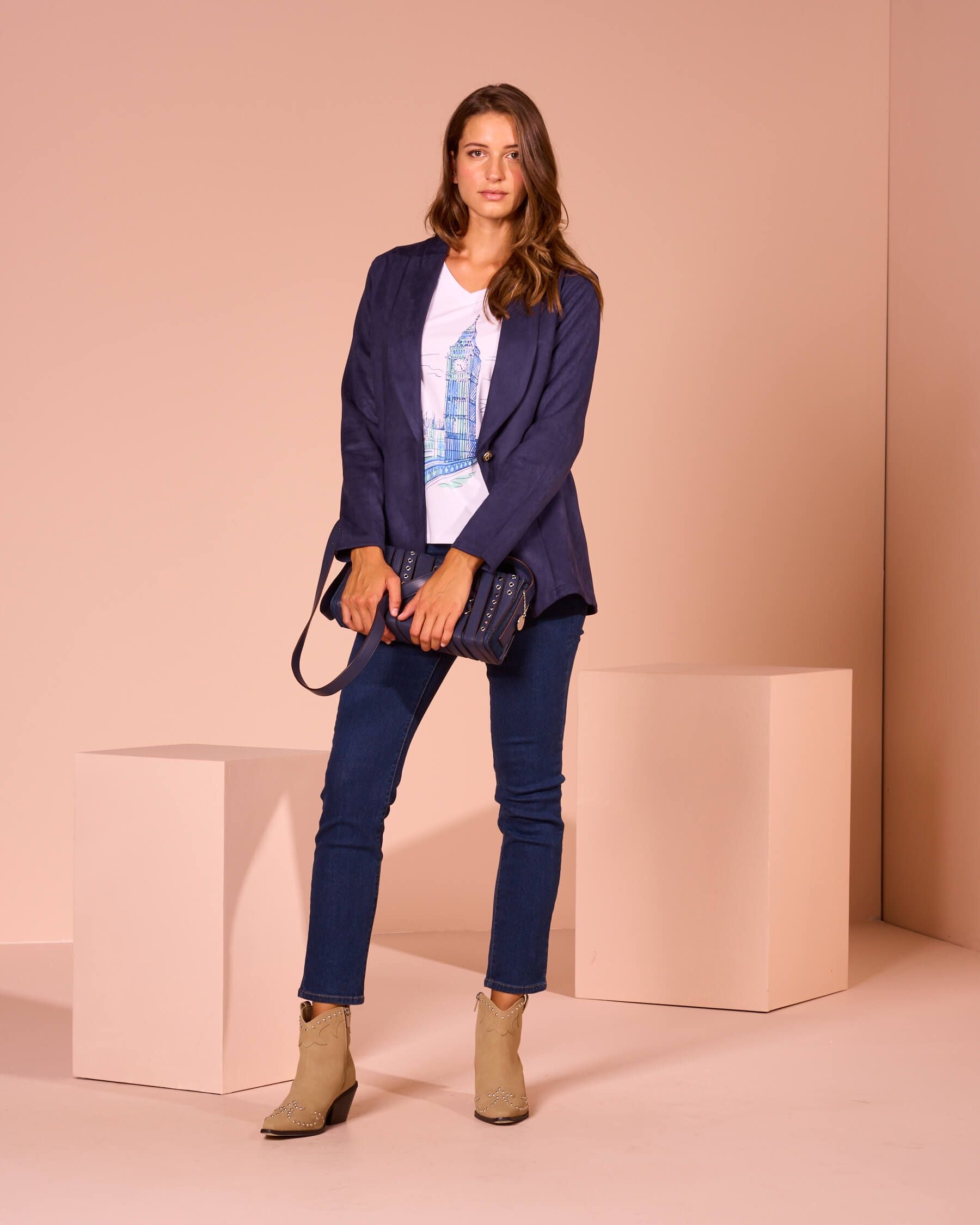 Giacca in ecosuede con scollo a scialle