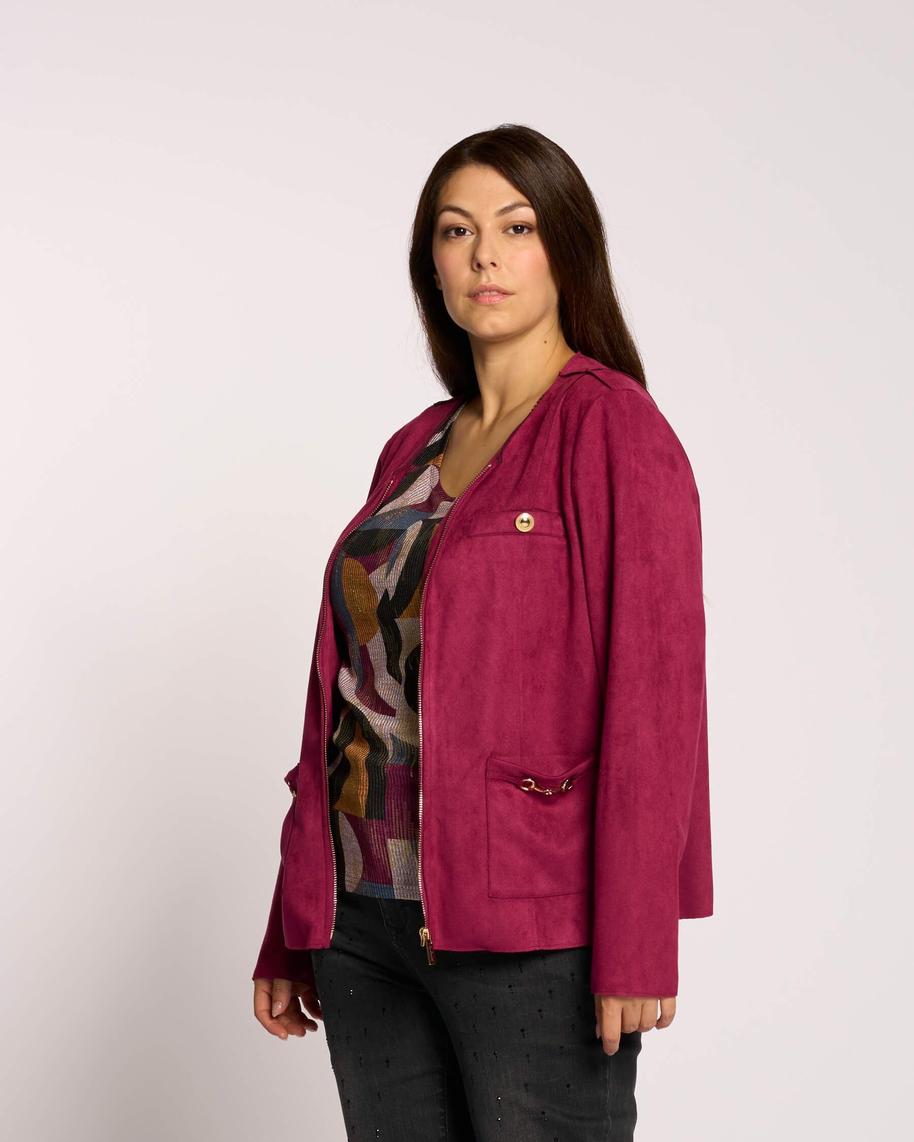 Giacca in ecosuede con zip e dettagli curvy