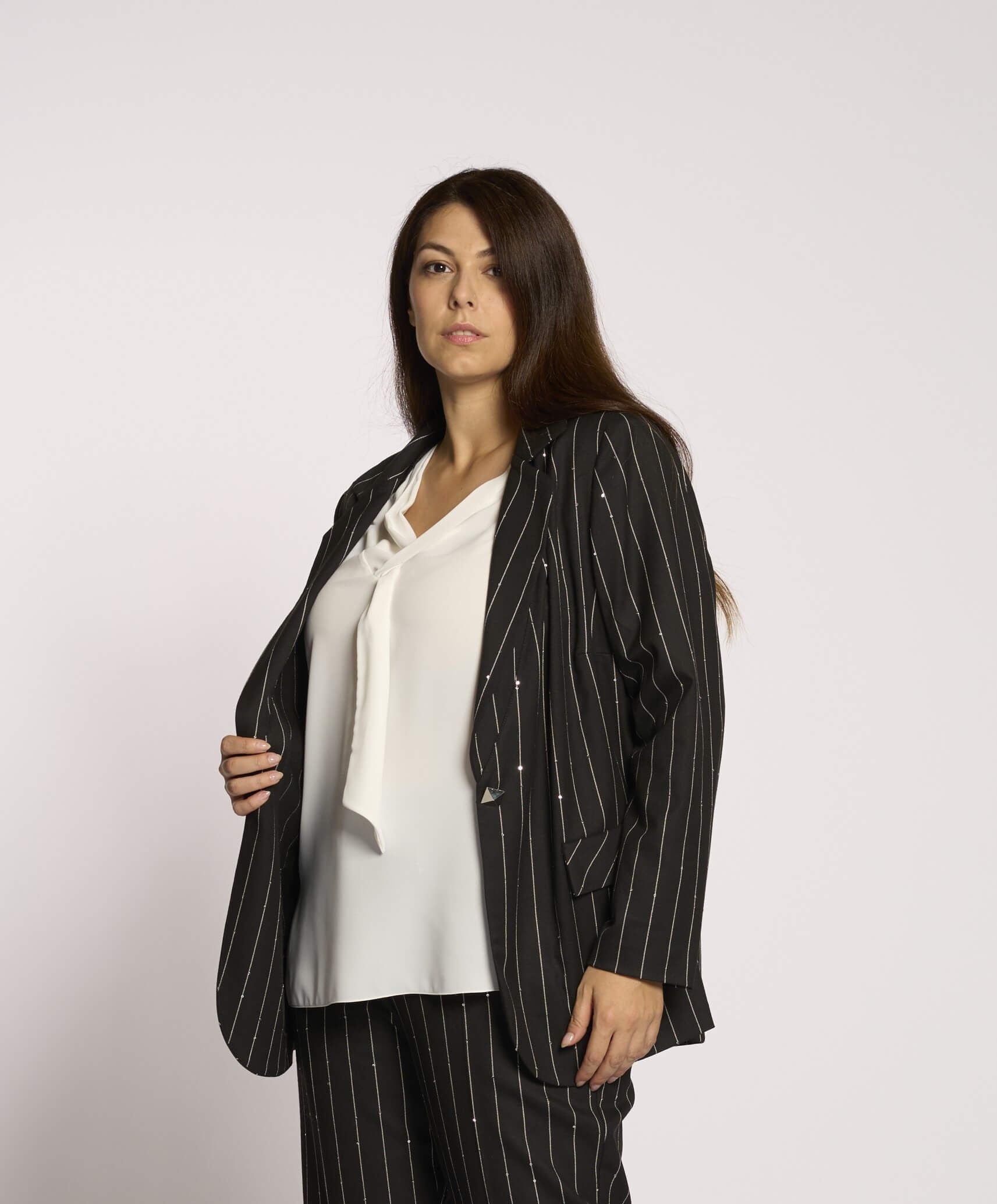 Giacca in gessato con paillettes curvy