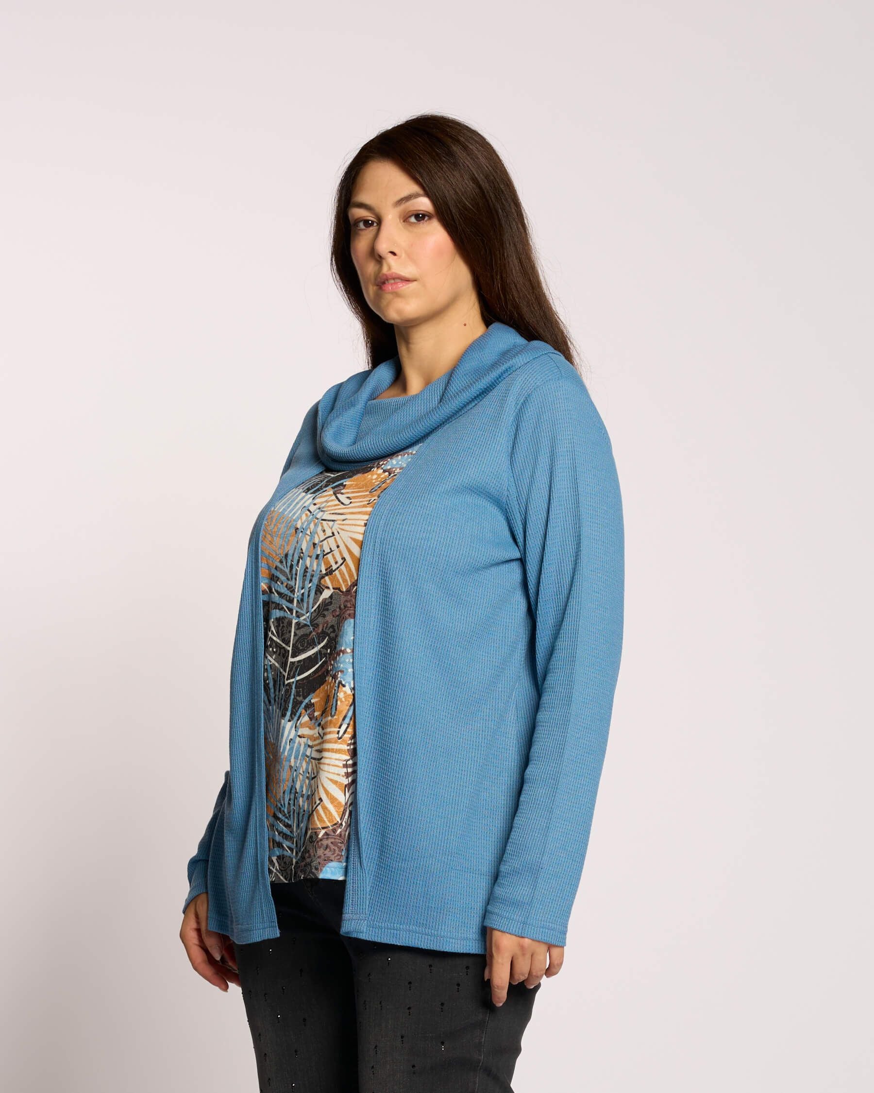 Maglia con collo a ciambella e stampa curvy