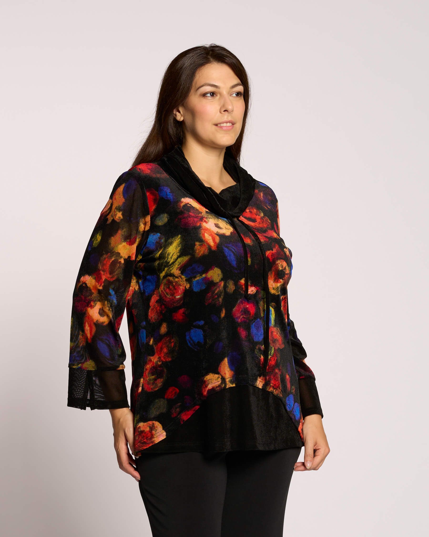 Maglia in ciniglia con collo a ciambella curvy