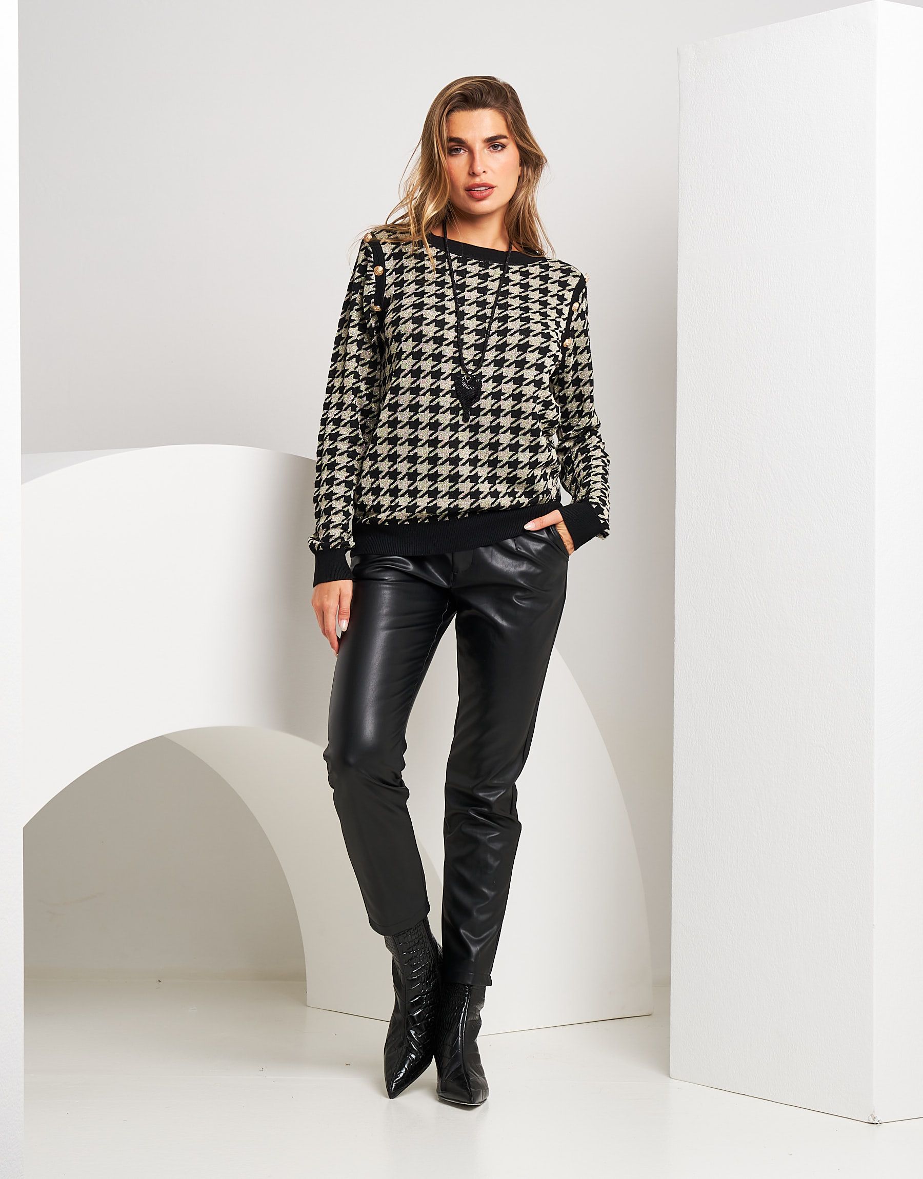 Maglia pied de poule con bottoni