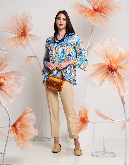 Pantalone con elastico e spacchi