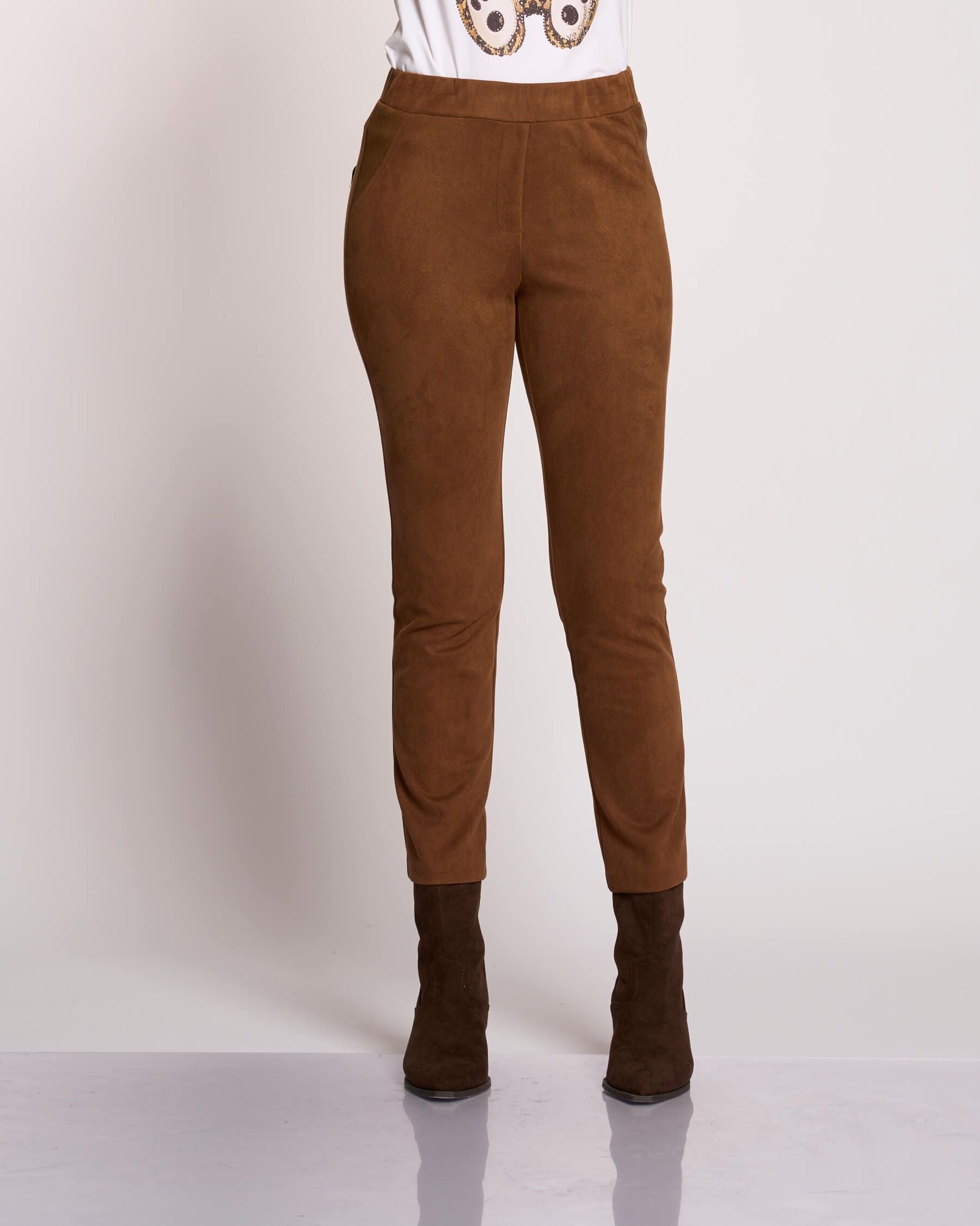 Pantalone in velluto con tasche e riporti