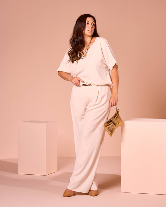 Pantalone largo con accessorio in vita curvy