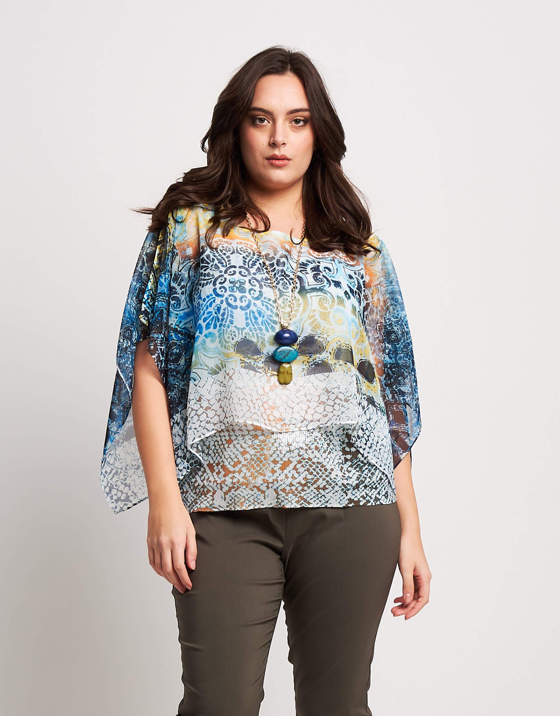 Poncho con top e paillettes curvy