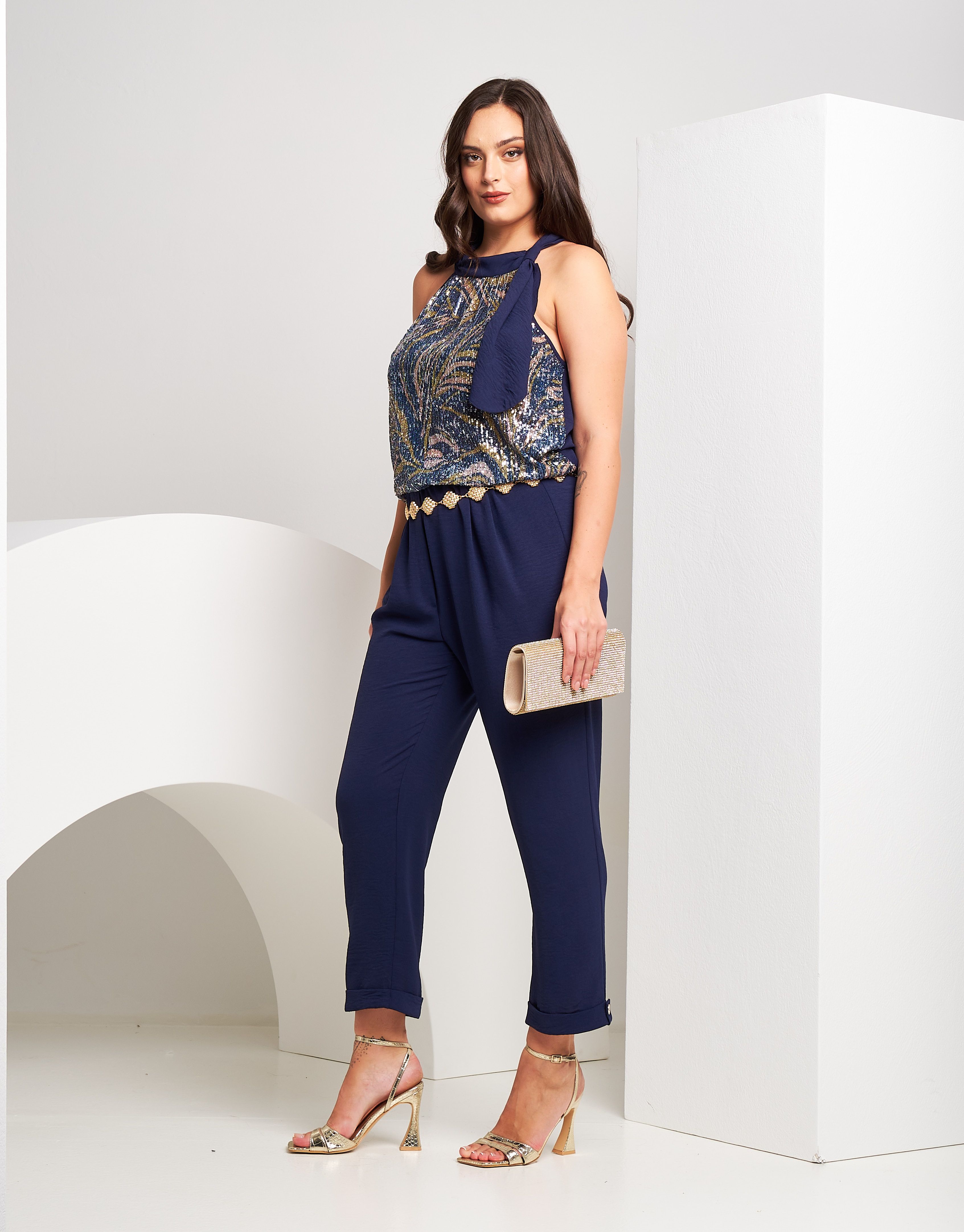 Top con sciarpina e paillettes curvy