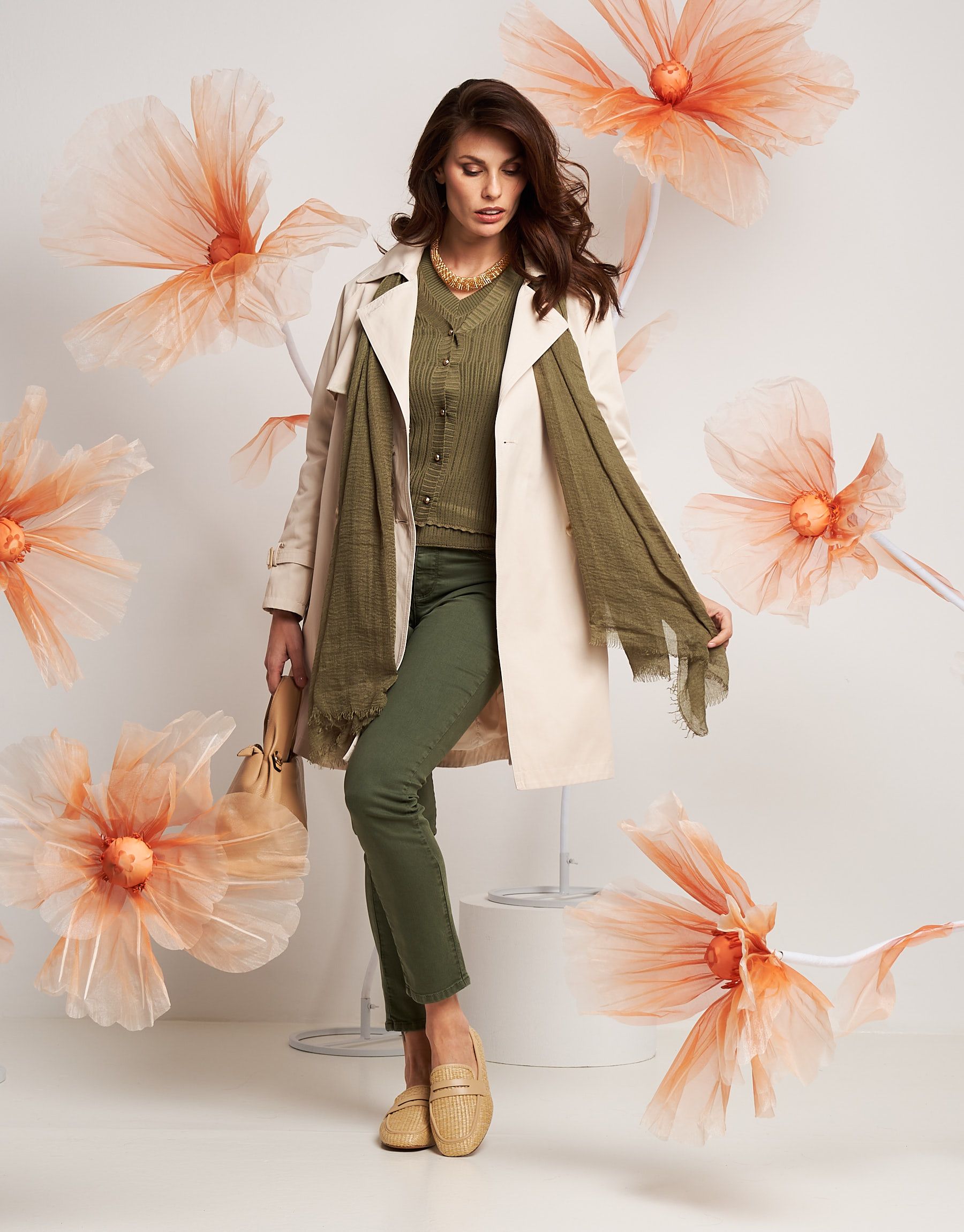 Trench con cintura in vita