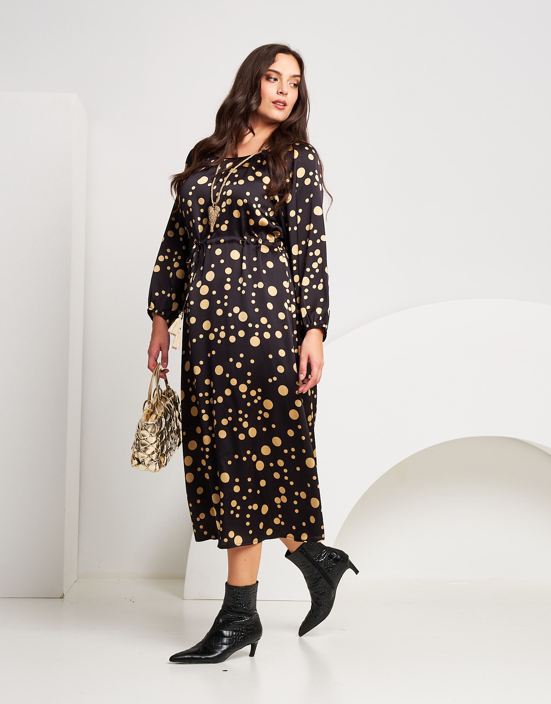 Vestito lungo fantasia pois con coulisse